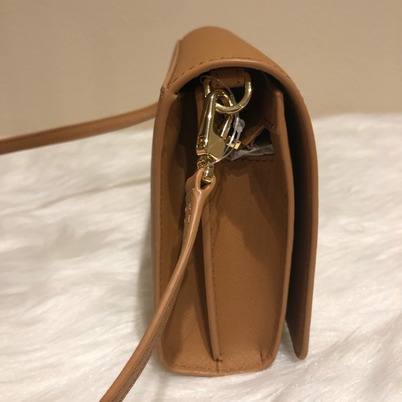 Tory Burch - Picture 4 of 8